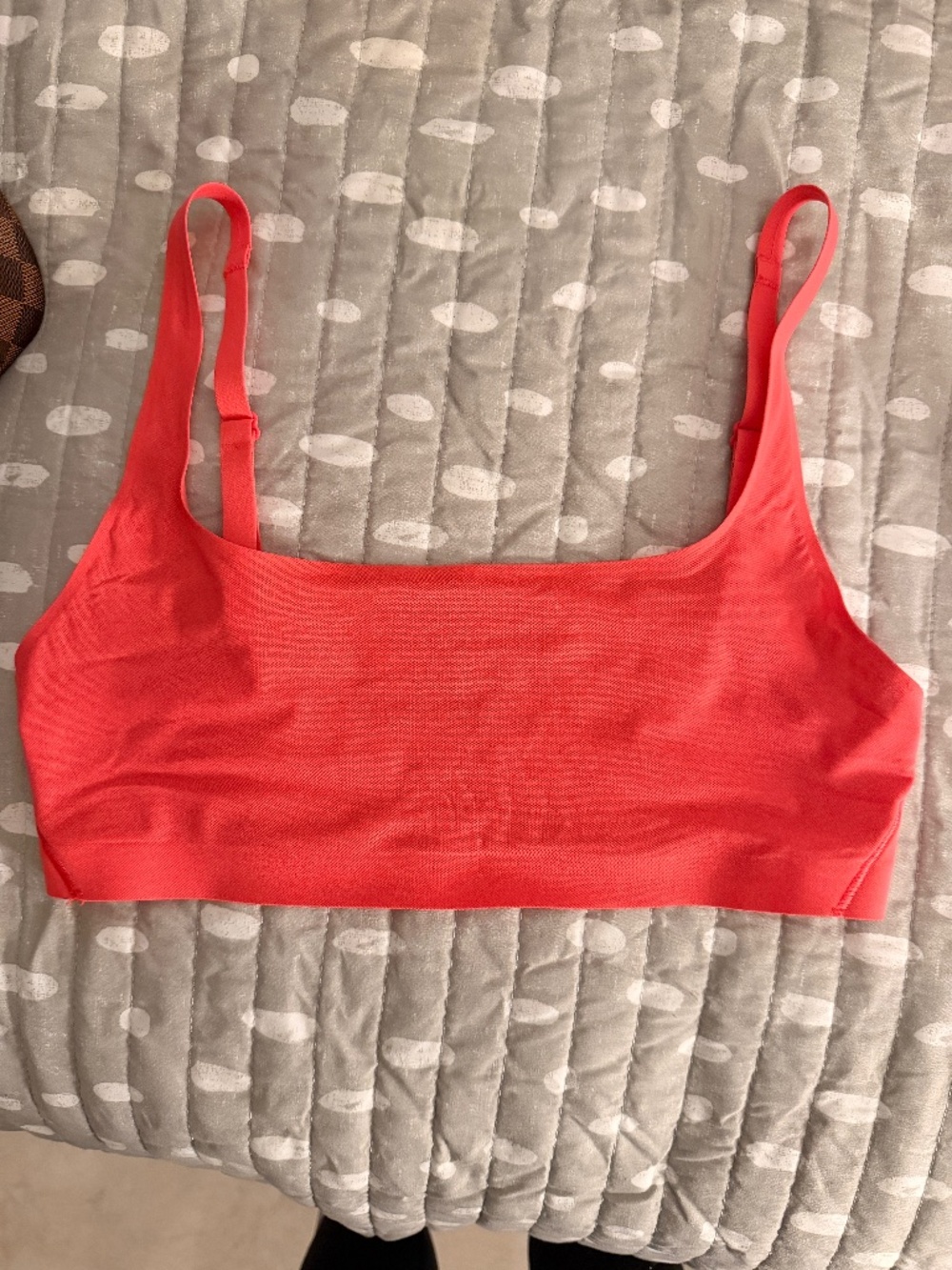 Lululemon mesh sports bra